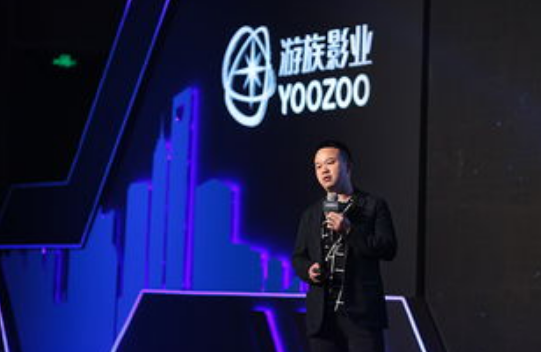 与两位富豪生孩子,靠抚养费成上亿富婆,网红包曼前半生多丰富?