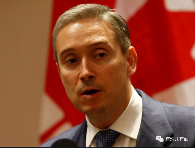 |香港推迟立法会选举，却遭西方国家谴责？中国内政，岂容外人多嘴！