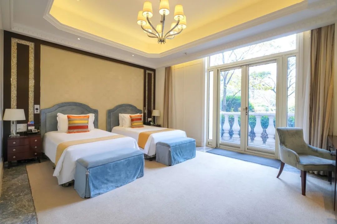 无锡弘阳洛克菲花园酒店预订-误入太湖畔拥3万顷园林的欧式城堡!