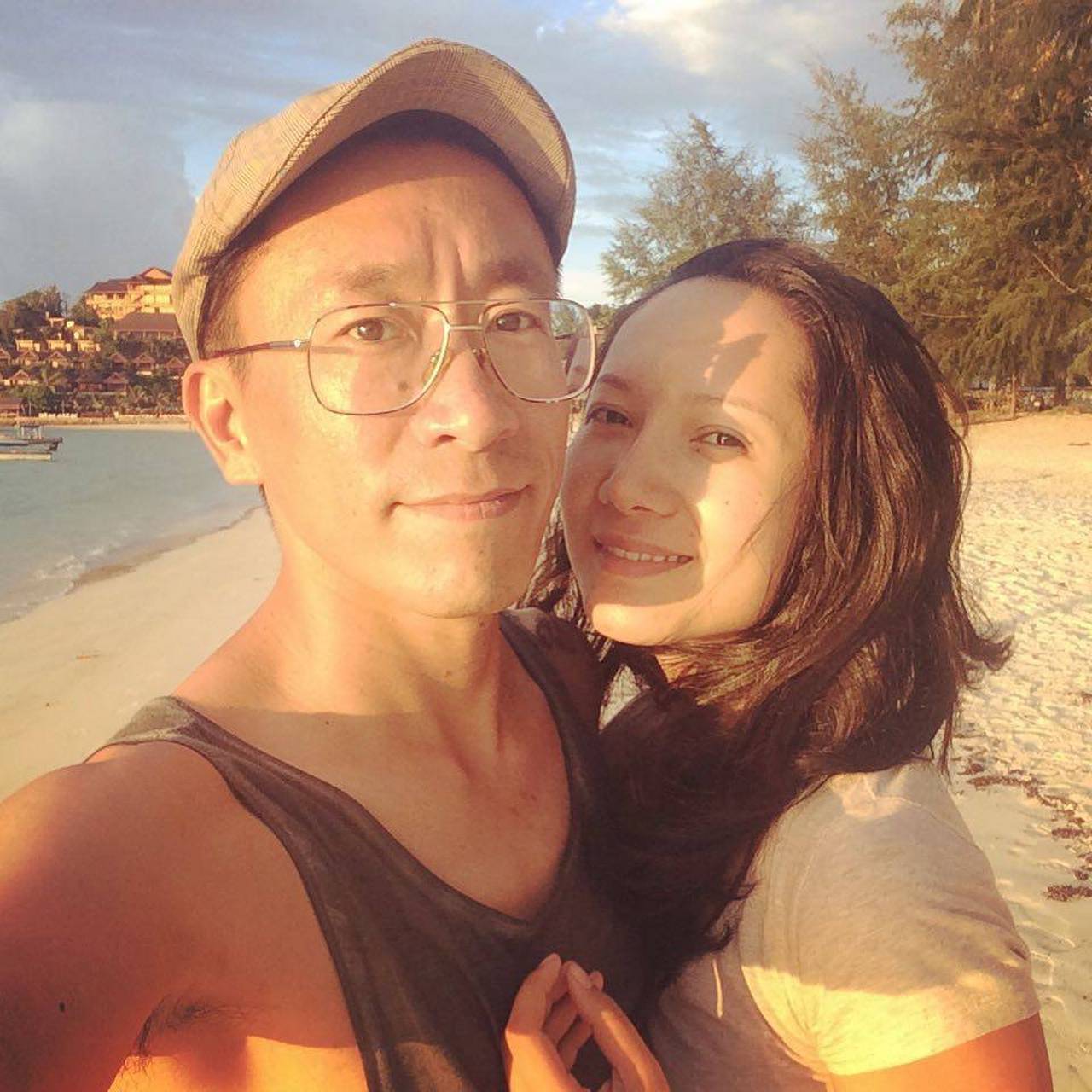 张咪的女儿,歌手李洛伊离婚,老公理性讲述两人婚变原因  8月5日,张咪