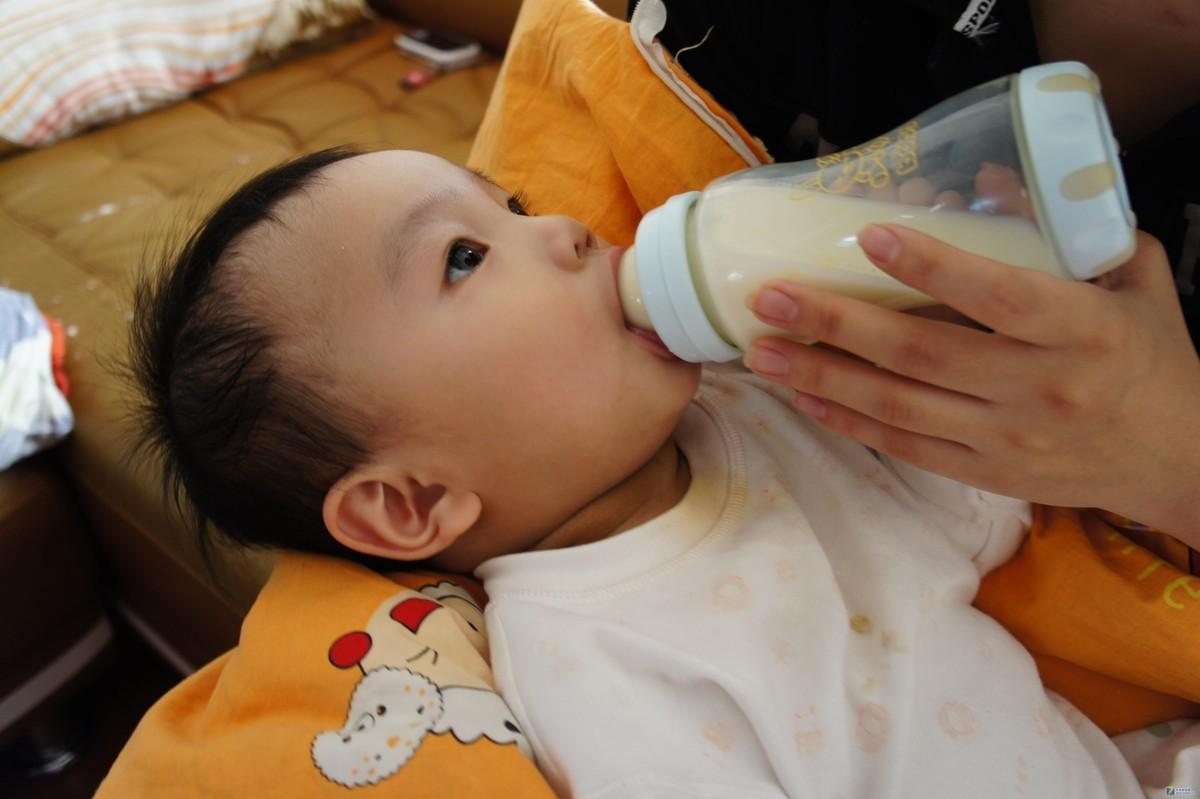 回顾三鹿集团董事长即将出狱被她毒害的30万孩子变成什么样了