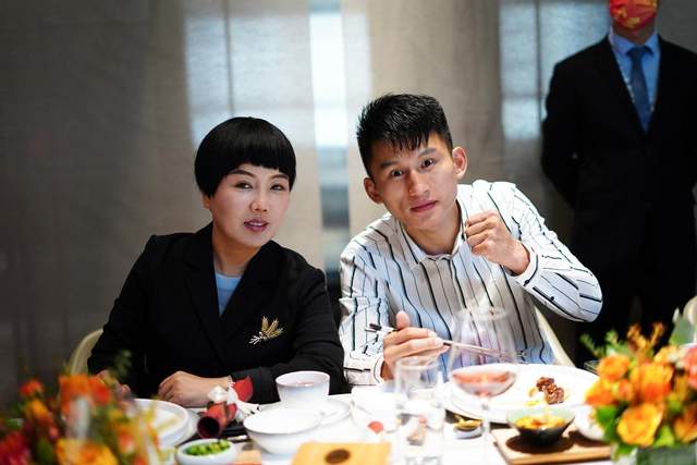 至美川菜,热爱生活!天堂鸟水煮鱼从天地之中走来!