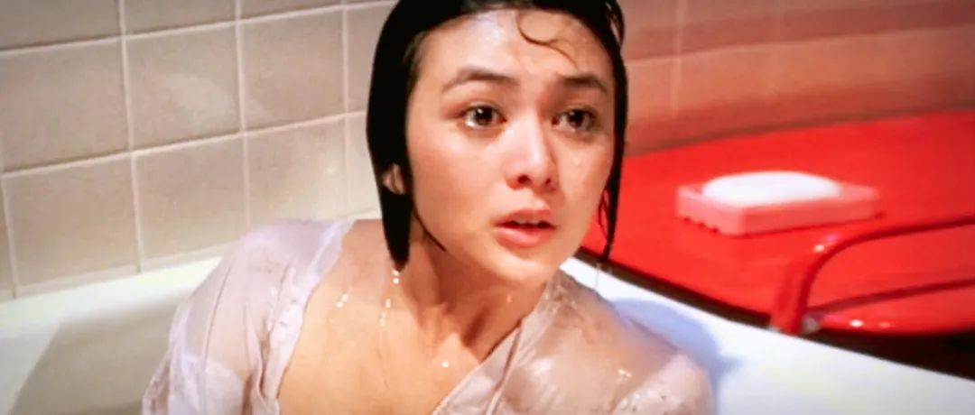 让关之琳身败名裂的"高尔夫球事件"