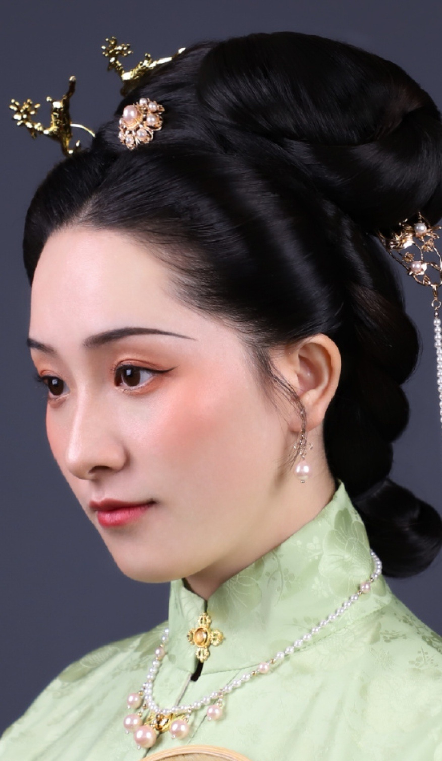 这种"小重山"古典眉毛火了,网友直呼:古装剧需要你去拯救!