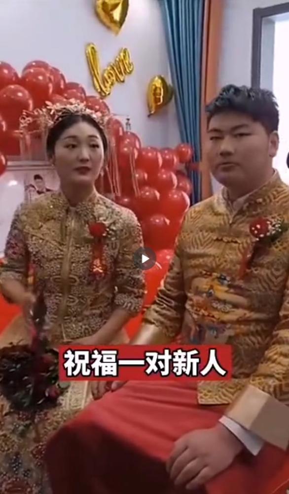 大衣哥儿子又结婚了图片