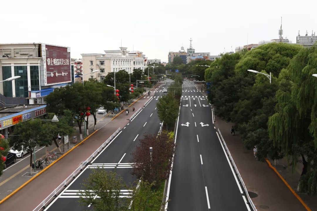 道路翻新完工 延庆东外大街大变样