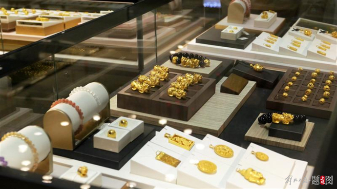 投资金条卖到缺货!深圳水贝黄金批发销售火热,工厂加班加点赶订单