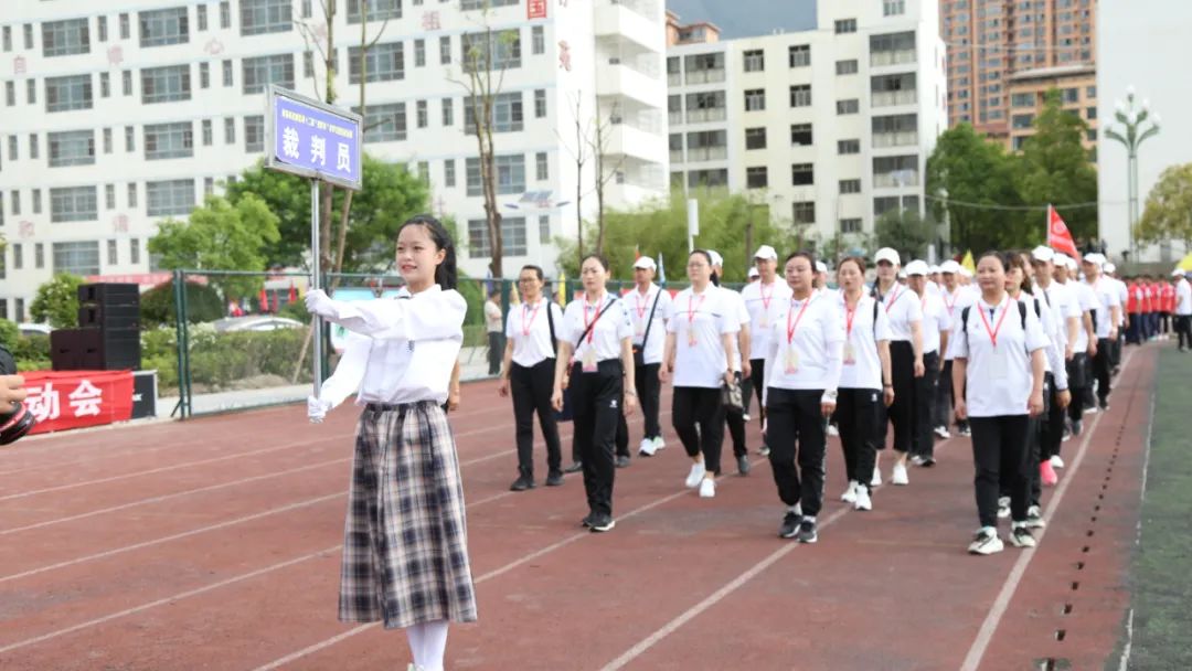 武都区城关中学图片