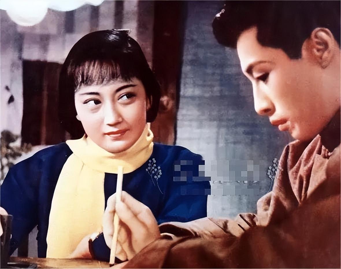 王心剛從1953年開始出演第一步電影《寂靜的森林》到他息影.