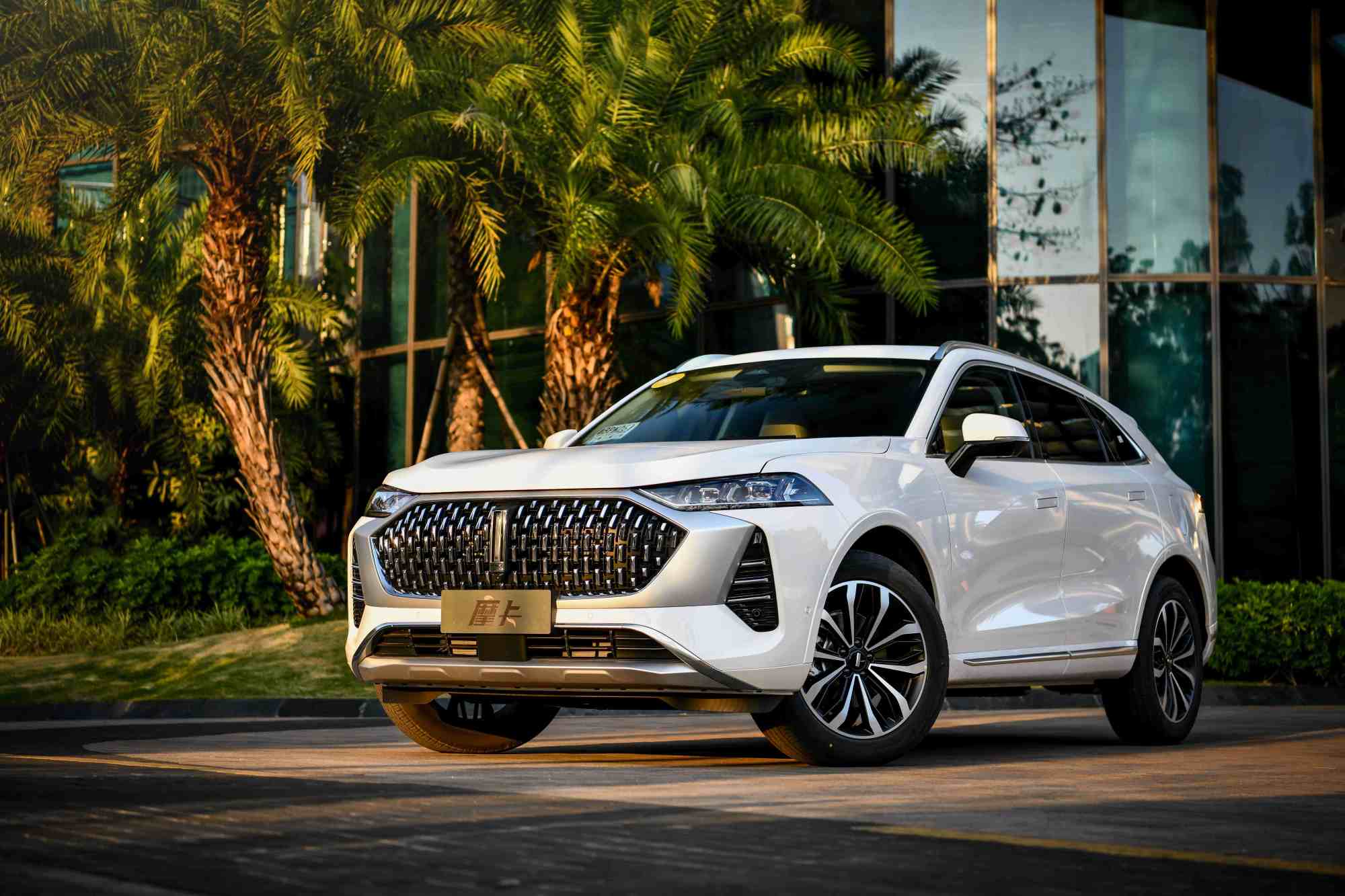 一条竖杠的车标是什么牌子呢?