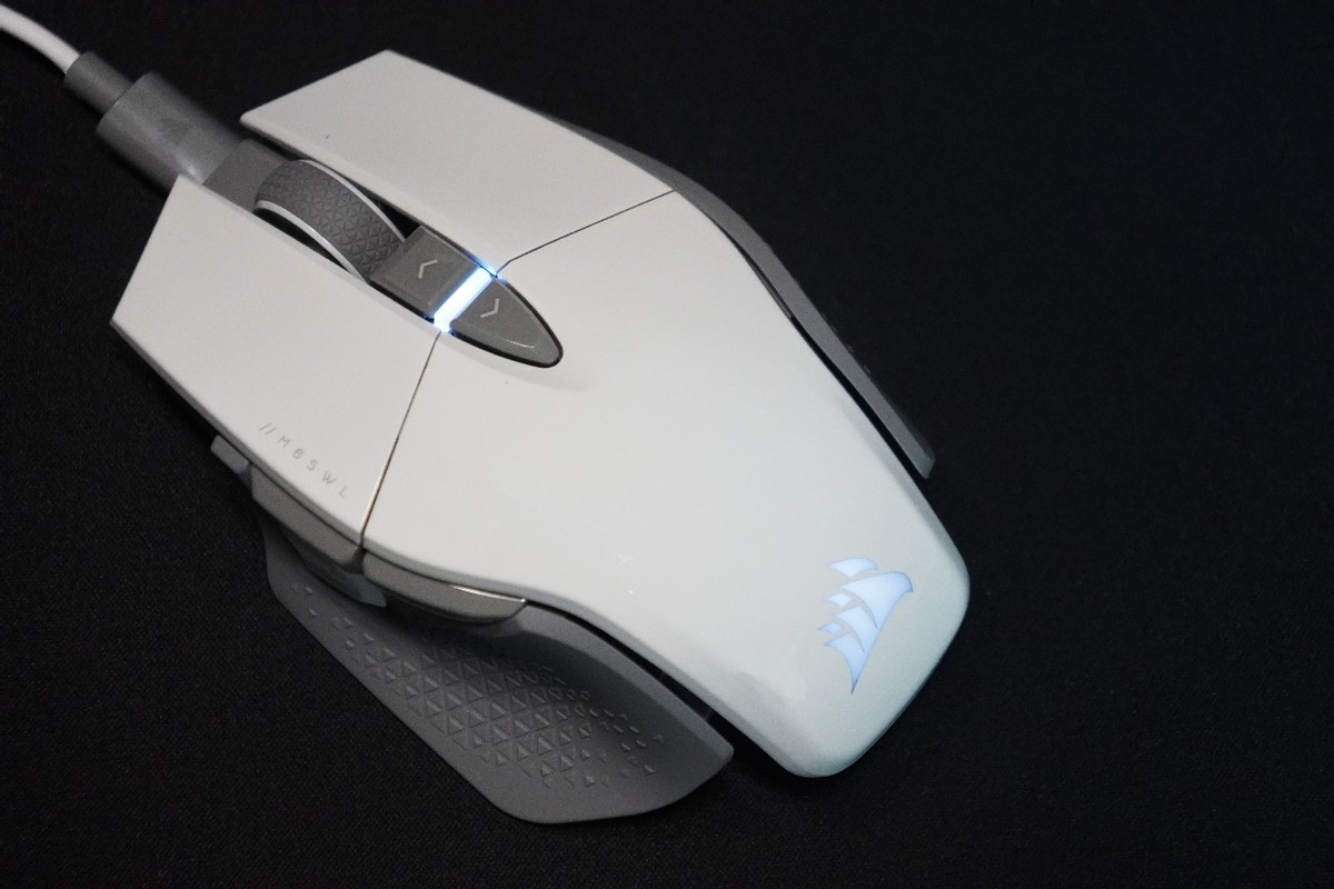 延续经典,超高dpi,可调配重的美商海盗船m65 rgb ultra无线鼠标