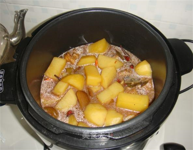 土豆高压锅压几分钟?高压锅压土豆需要多久?