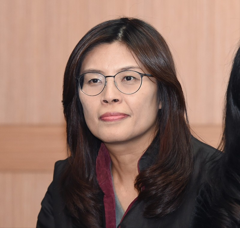 不满民进党抹黑"复必泰"又自打脸,郑丽文轰:把人民当笨蛋耍?