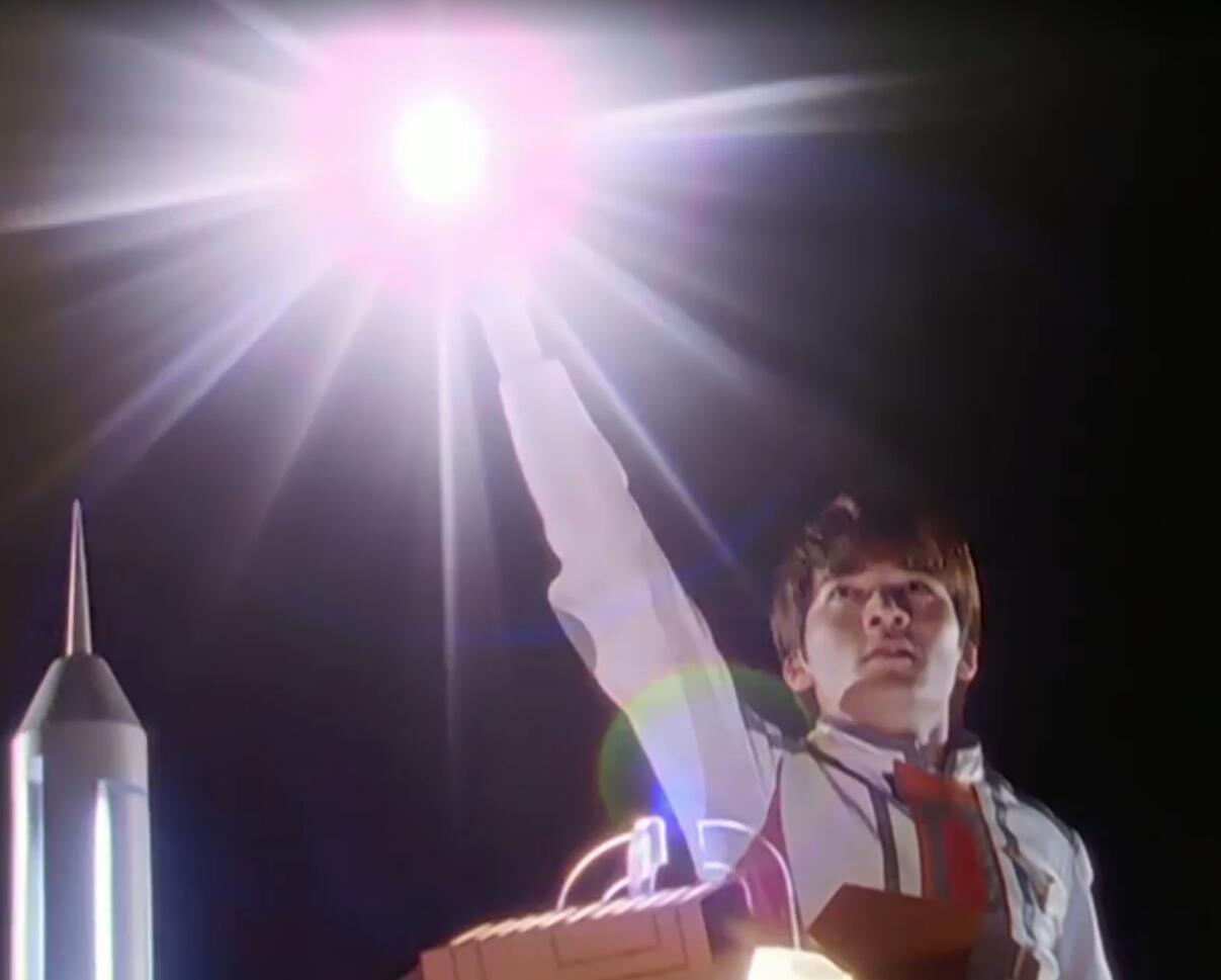 被发现是"奥特曼人间体"的大古和飞鸟,待遇为什么完全不一样?