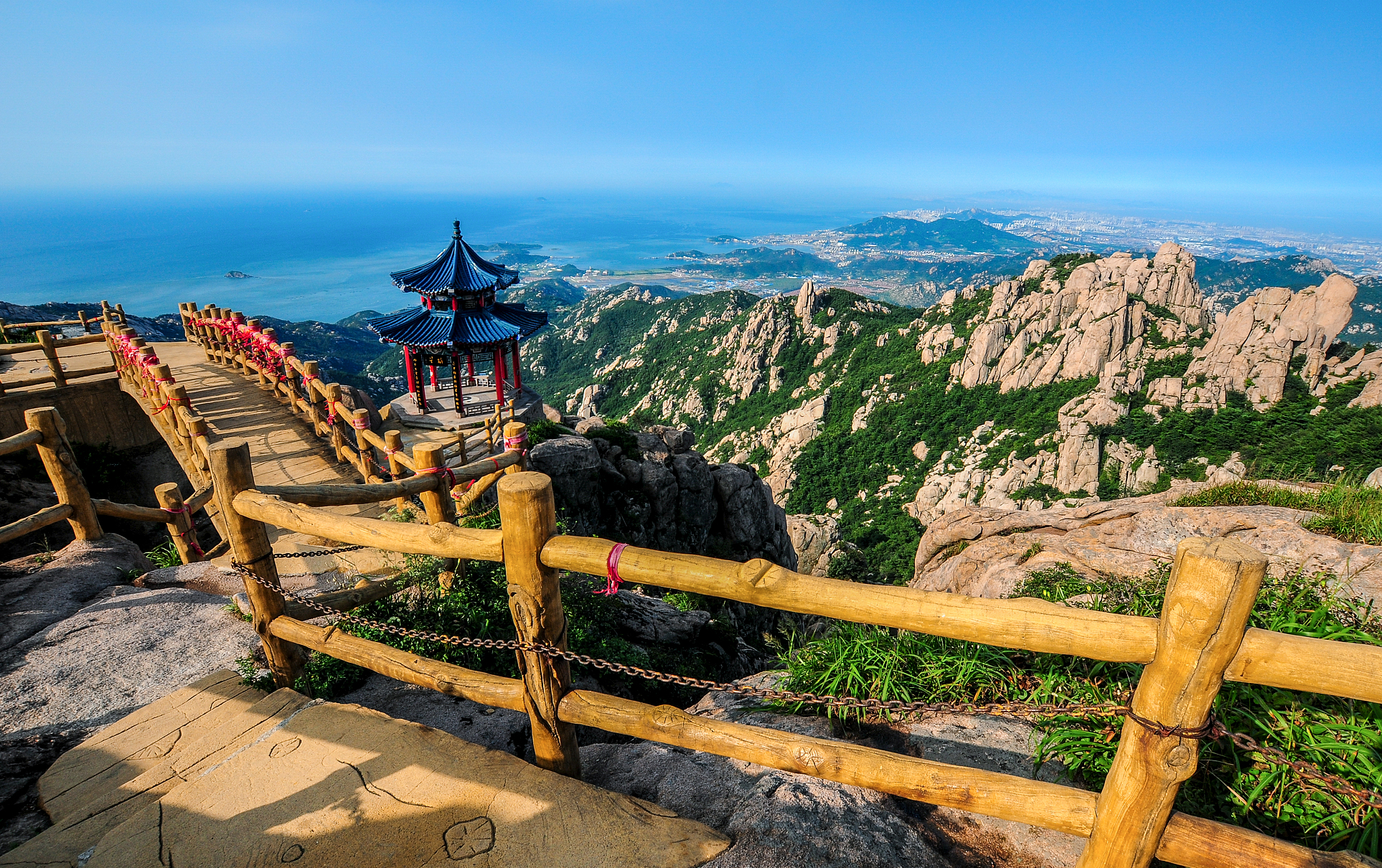 嵖岈山风景区:河南省驻马店市遂平县的核心地带的5a景区