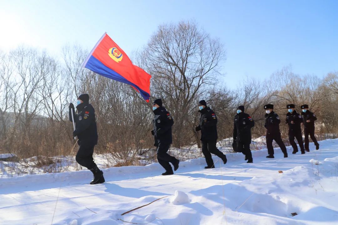 忠誠鐵軍 大寫榮光——雞西市公安局開展慶祝中國人民警察節系列活動