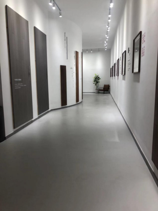 百年门地地板苏州全新品牌运营中心展厅正式落成,开创品牌新蓝图