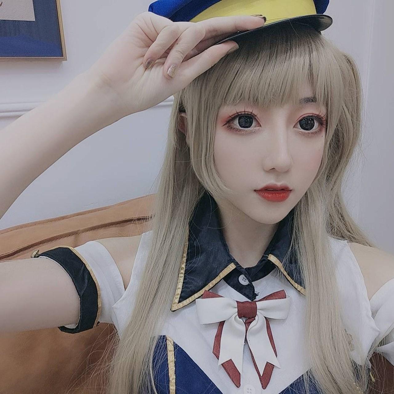 "女陪玩"人上人?比心王者杏仁儿520块服务一小时,1操作愣了