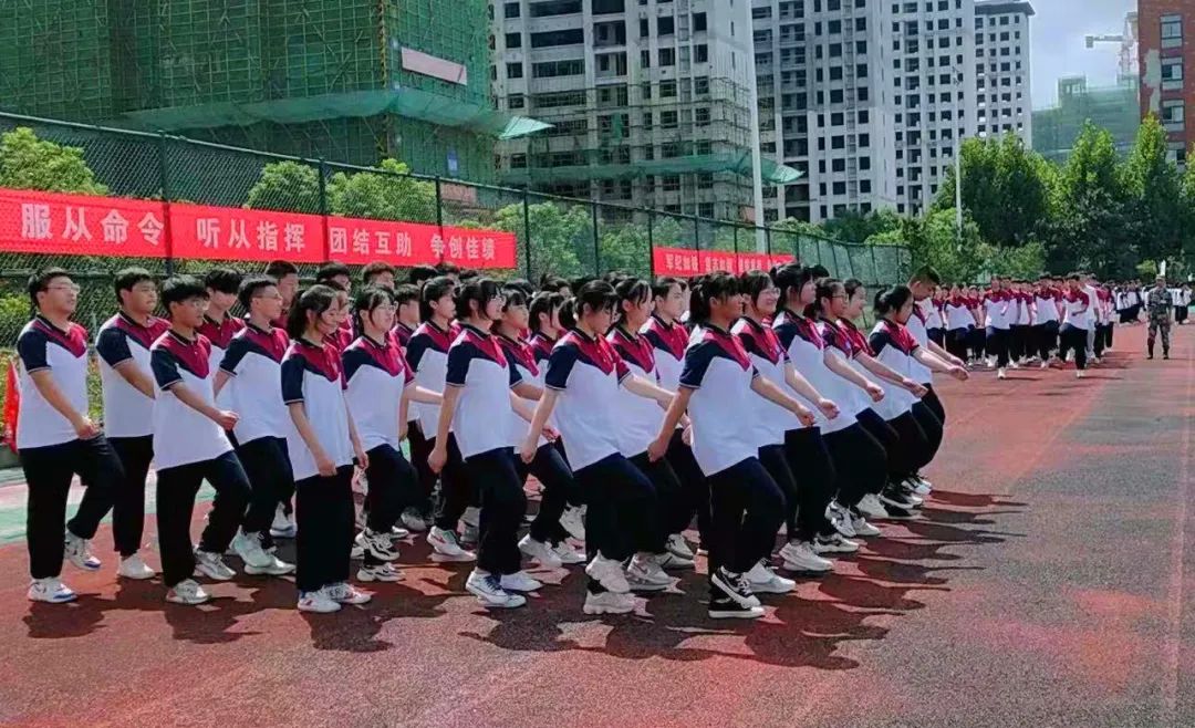 定远中学,定远二中,定远三中,定远化工学校,炉桥中学,英华学校,育才