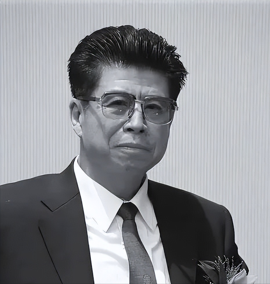 纪实:电力副部长高严:包养女主持人53岁每天住酒店,至今未抓到