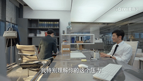 通吃央视和b站来聊聊黄晓明的稀缺性