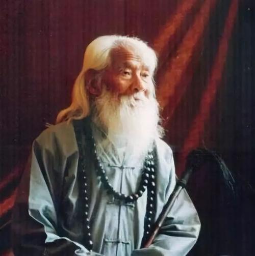 当代道家高人苏华仁,用丹道绝学,治疗多种疑难杂症,成效斐然