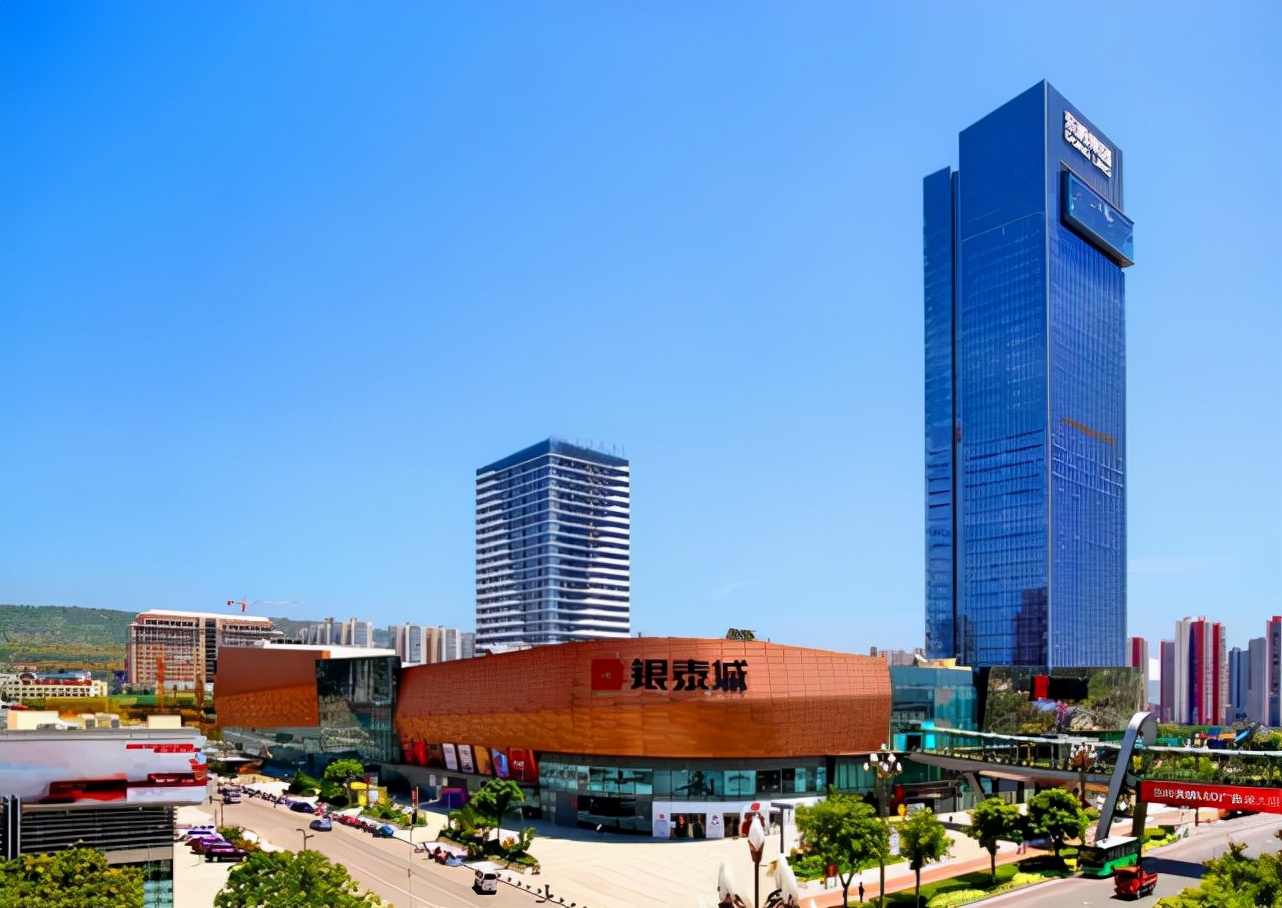 赚走马云200多亿,娶小21岁女明星为妻,这个浙江富豪不简单