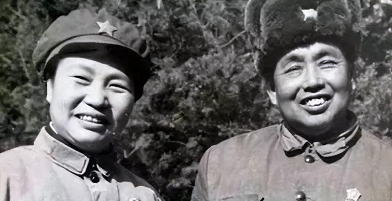 她是单挑许世友的女兵人送外号何铁拳曾一拳打翻敌军战马