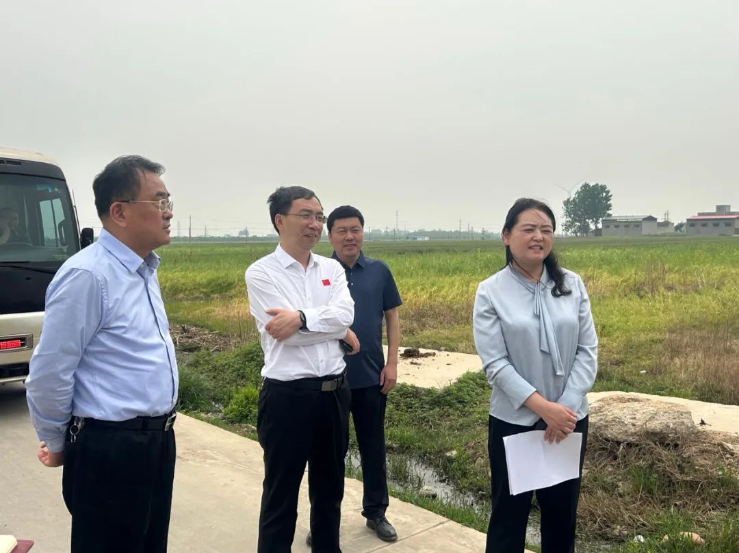平顶山市副市长史晓天莅临叶县调研乡镇寄宿制学校建设工作