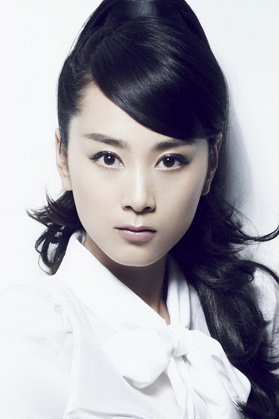 回顾谢润:因戏生情嫁给赵峥,婚后生一子,一家三口其乐融融