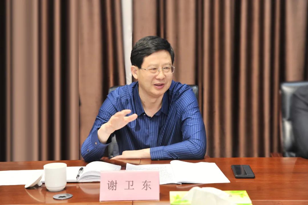 谢卫东走访基层市人大代表