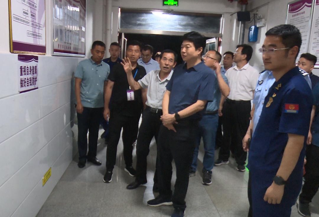 刘永国对南召县消防安全重点领域进行暗访检查