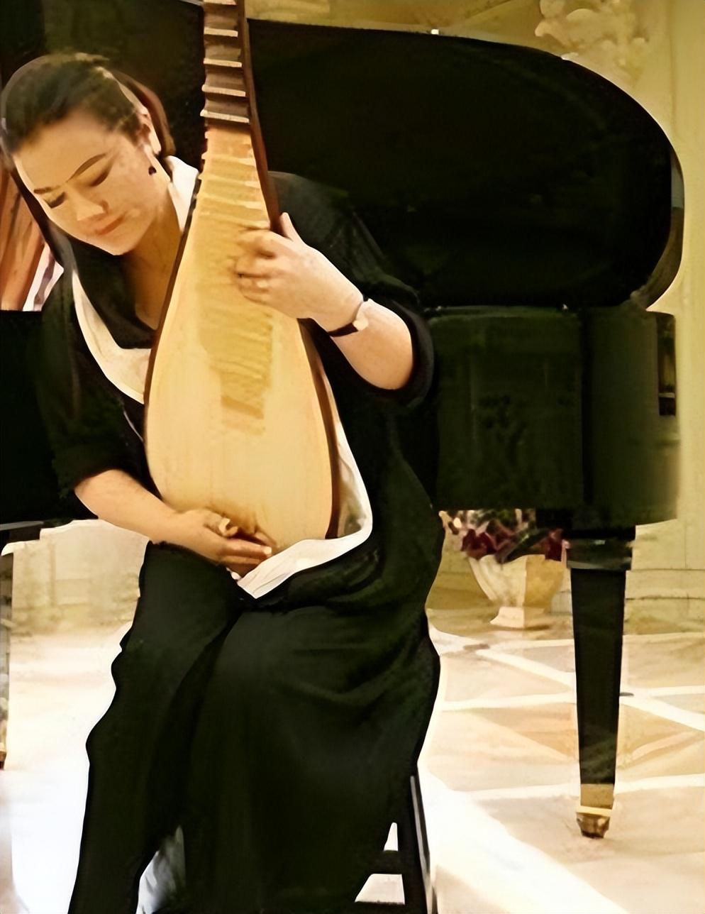 盖燕:陪着刘诗昆从0到身价50亿,却被女徒弟截胡