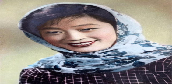 秦腔女演员孟遏云,轻易不敢去洗澡,只因身体被刺满污秽句子