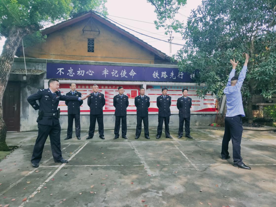 许家洞站派出所扎实开展全警大练兵