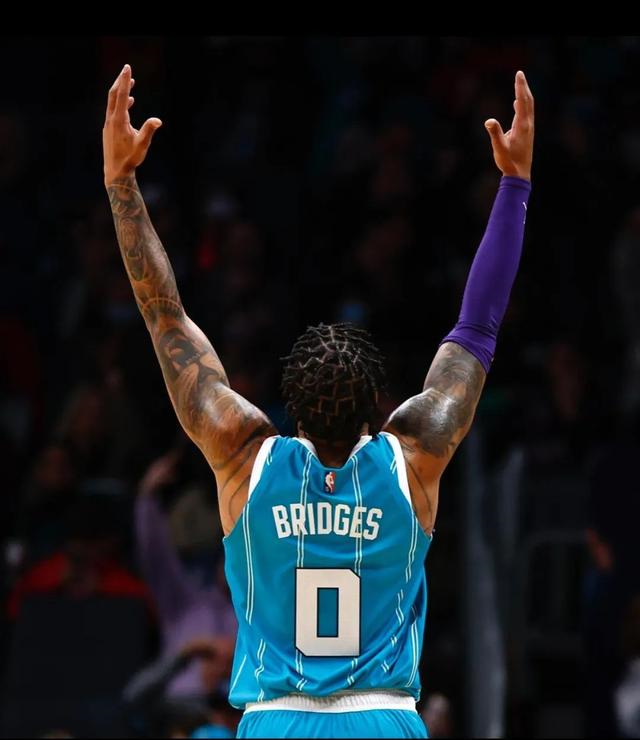 迈尔斯-布里奇斯重返nba!1.73亿直接贬成790万!