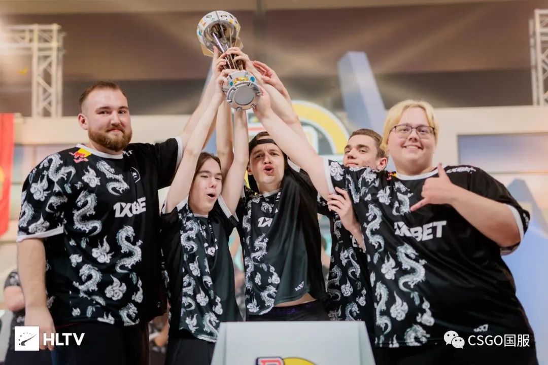 【16岁天才少年donk荣膺冠军MVP!Spirit线下完成让二追三夺冠