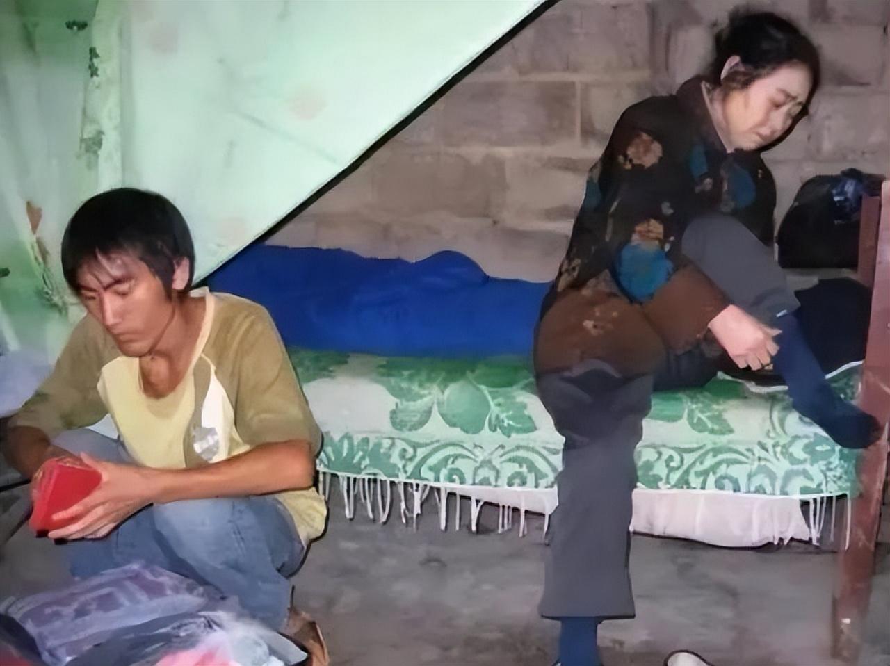 当你抱怨没有鞋穿的时候,回头一看,发现别人竟然没有脚,这句话支撑着