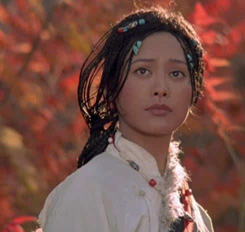 异域扮相惊艳的古装美人,只服这8位,辨识度高不说还灵气逼人