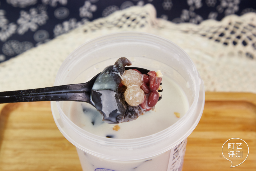 柠檬桃子芭乐仙草夏天的新品怎么都这么好喝啊