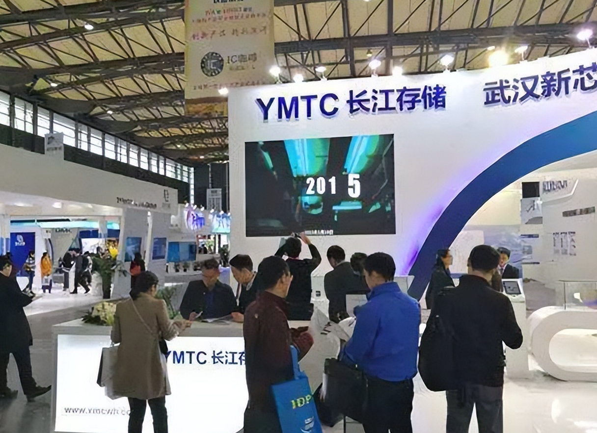 美光意外,长江存储突然出手!外媒:中企开始亮剑了