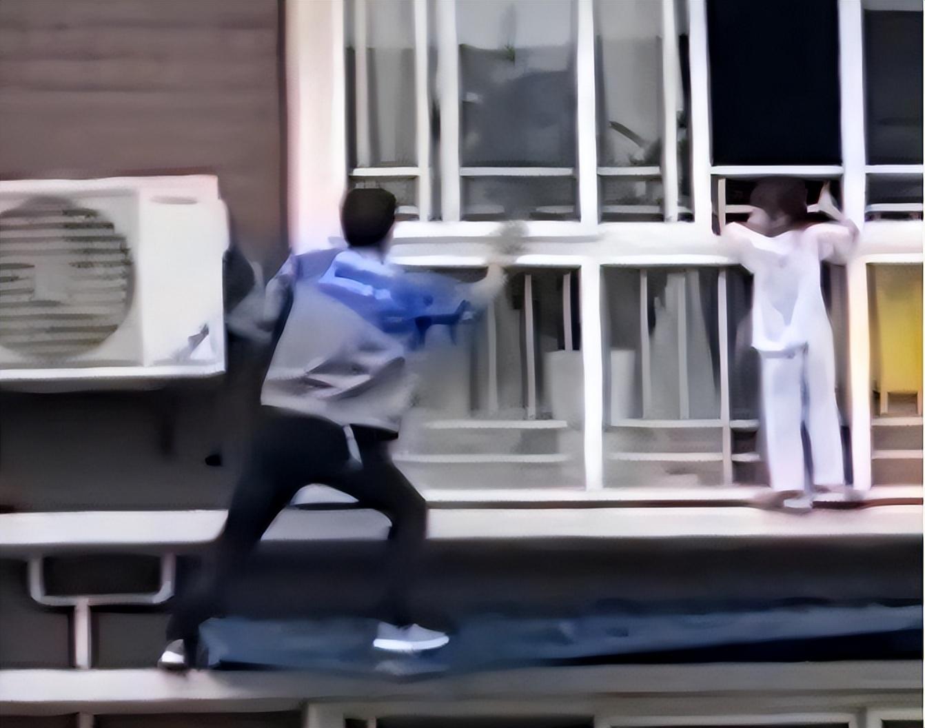 胡云川出生在富川县一个普通的农村家庭,小时候学习成绩并不好,家里人