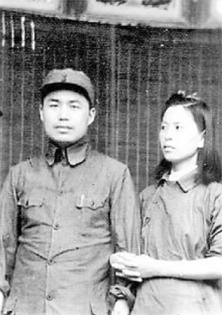 王近山前妻:一封举报信让丈夫从中将降为大校,晚年悔恨不已