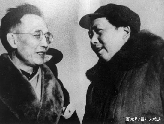 59年毛主席登庐山写了首诗，郭沫若看后给主席写信：这诗有点瑕疵
