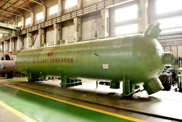 哈电集团承制的石岛湾核电站首批4台高压加热器顺利产成