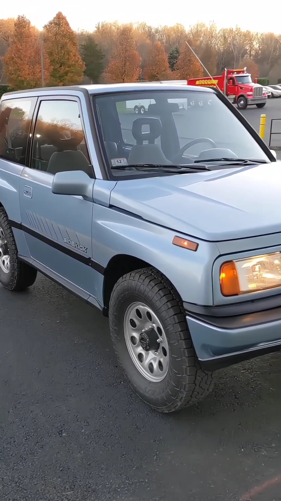 1989年铃木一代维特拉,开创了城市suv的先河-度小视