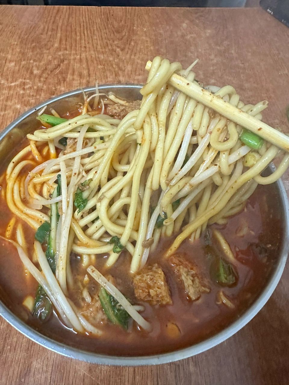 新乡香辣面 香辣面应该是新乡特有的吧 反正我是除了新乡没再见过香辣