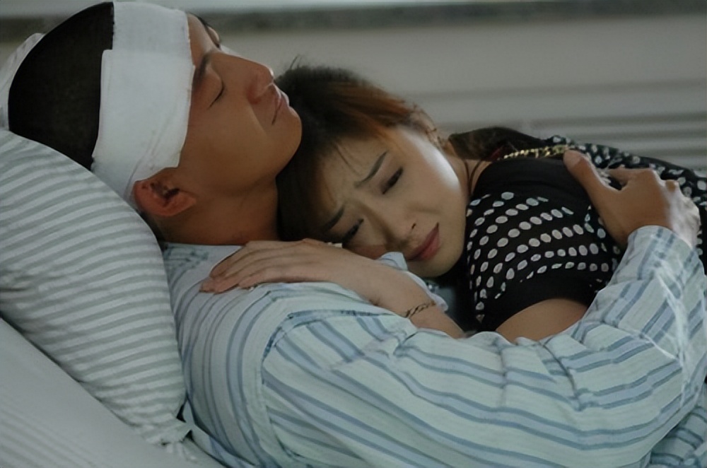 蒋欣:与初恋王阳相爱多年,却眼睁睁看他娶了高斯,40岁仍单身!