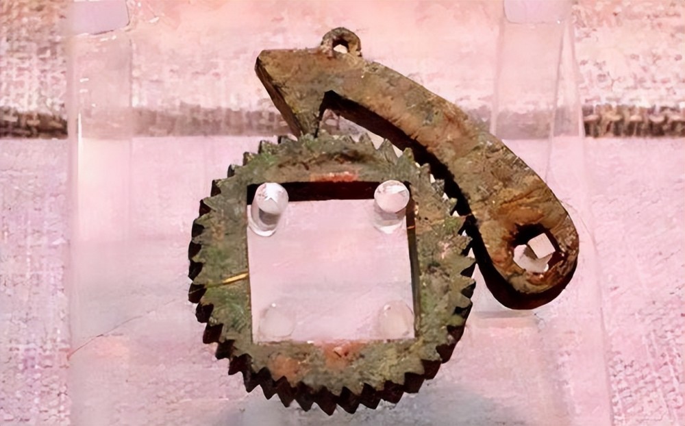 1976年衡阳县出土青铜齿轮,专家经过研究,无法确定它如何使用