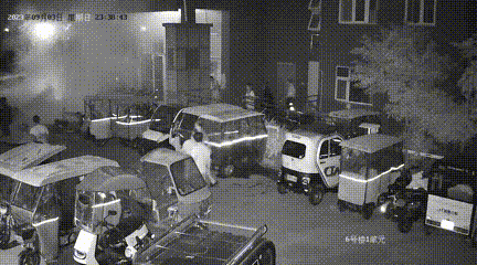 监控画面曝光,商丘一电动三轮深夜自燃,殃及多车